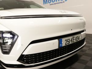 Hyundai Kona Electric Platinum 65 kWh EV - Image 3