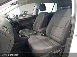 Volkswagen Golf Comfort c/w Sport Pack Automatic - Image 4