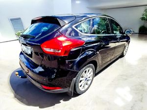 Ford Focus 1.5 TDCi 95PS Titanium - Image 4