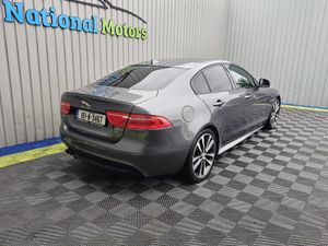 2016 Jaguar XE 2.0 D R-Sport 180P - Image 3