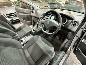 Peugeot 5008 1.6 Blue Hdi 120 Family Automatic - Image 4