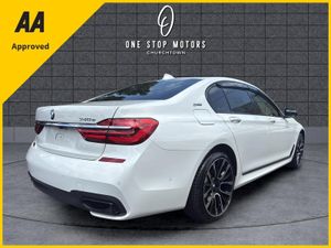 2017 BMW 740E G11 MSPORT 55,000KMS MEGA SPEC - Image 4