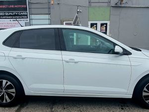 2018 Volkswagen Polo - Image 4