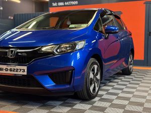 2016 Honda Fit 1.5L Automatic Petrol / Hybrid - Image 4