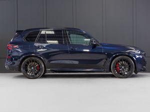 232 BMW X5 X-Drive 50e M-Sport - Image 2