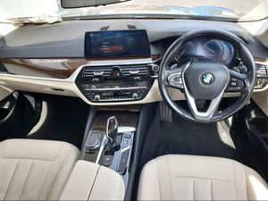 BMW 5 Series 520d SE Auto - Image 2