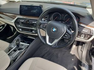 BMW 5 Series 520d SE Auto - Image 4