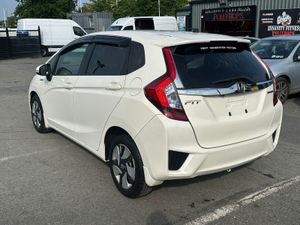 Honda Fit 2014 hybrid full option Half leather - Image 3