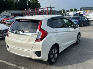 Honda Fit 2014 hybrid full option Half leather - Image 4