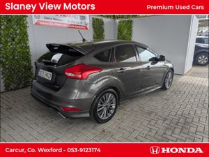Ford Focus 1.0 ST-LINE ECOBOOST 140 140PS 5DR T - Image 2