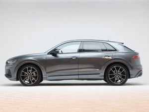 Audi Q8 S Line 55 Tfsi Black Edition Quattro - Image 4