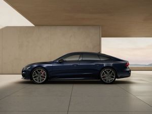 Audi A7 2.0 55tfsie 367BHP Quattro S-line Competi - Image 4