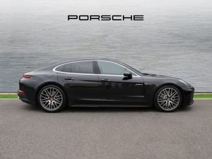 Porsche Panamera 4 E-hybrid - Image 4