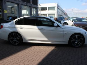 BMW 320D M-SPORT PLUS FINISHED IN ALPINE WHITE // - Image 3