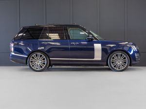 212 Range Rover Vogue Autobiography P400e - Image 2