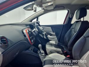 Renault Captur dCi 90 S S Signature Auto - Image 4