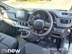 Renault Trafic LWB 130bhp Advance - Image 4