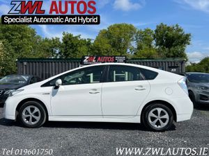 152 Toyota Prius Hybrid - Image 4