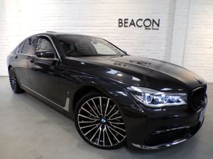 2018* ONLY 34,000 MILES*BMW 740E*PLUG-IN HYBRID*I- - Image 2