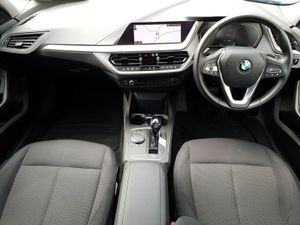 BMW 1 Series 118i SE - Image 4