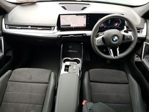 BMW X1 Sdrive18d - Image 4