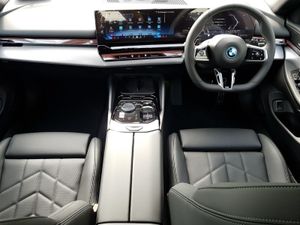 BMW 5 Series 530e M Sport - Image 4