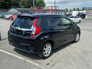 2014 HONDA FIT 1.5L HYBRID LOW MILEAGE - Image 3