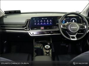 Kia Sportage 1.6 Phev Upgraded 252 Specification - Image 4