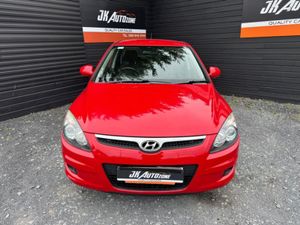 Hyundai i30 1.6 Comfort 5DR - Image 2