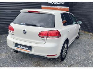 Volkswagen Golf 1.2 TSI Comfortline Auto - Image 4