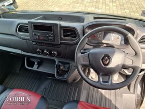 Renault Master - Image 2