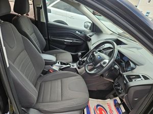 Ford Kuga 2.0 Tdci Zetec 150PS 5DR - Image 4