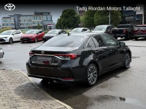 Toyota Corolla HYB LUNA SPORT SALOON - Image 2