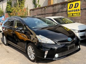 Toyota  Prius  2015  Automatic 7 seater - Image 3