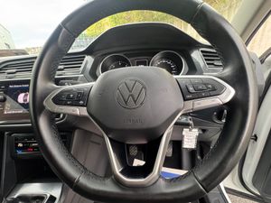 Volkswagen Tiguan 2021 2.0 tdi - Image 4