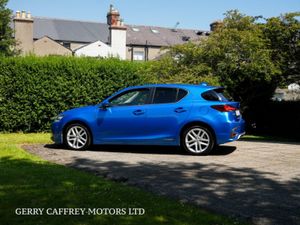 Lexus CT200H 1.8 136BHP Advance HA - Image 4