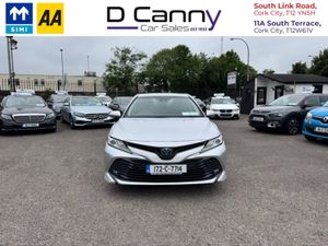 Toyota Camry Hybrid - Image 2