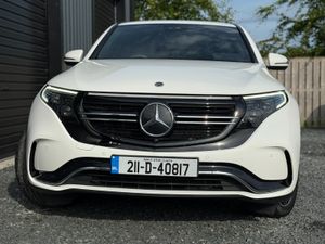 211 Mercedes EQC 400 Amg Line 4 Matic - Image 2