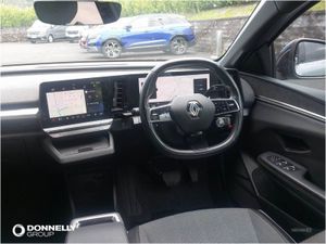 Renault Megane E-tech Ev60 160kW Techno 60kwh Opt - Image 4