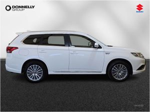 Mitsubishi Outlander 2.4 Phev Dynamic 5dr Auto - Image 3