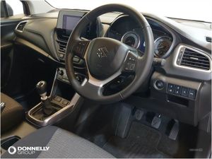 Suzuki S-CROSS 1.4 Boosterjet 48V Hybrid Motion 5 - Image 4