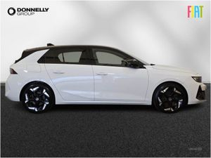 Vauxhall Astra 1.6 Plug-in Hybrid GSe 5dr Auto - Image 3