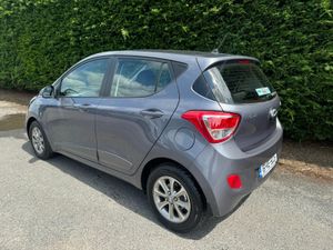 Hyundai i10 2016 DELUXE LOW MILEAGE - Image 4