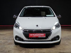 Peugeot 208 1.2 AUTOMATIC - PARKING RADAR - Image 3