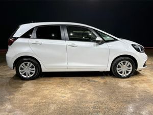 Honda Fit 1.5 - LOW DELIVERY KMS - HALF LEATHER - Image 3