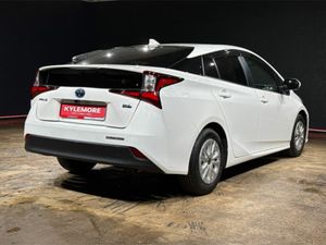 Toyota Prius S EDITION 1.8 HYBRID AUTOMATIC - Image 4