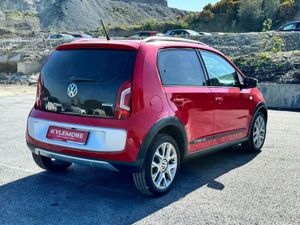 Volkswagen up! 1.0 TSI AUTOMATIC - CROSS UP! - Image 4