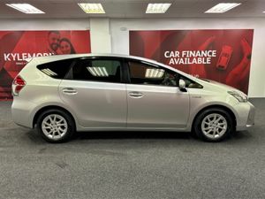 Toyota Prius ALPHA - 1.8 HYBRID AUTOMATIC - REVERS - Image 3