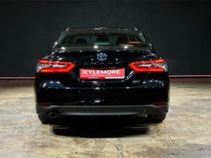 Toyota Camry 2.5 HYBRID - G MODEL - UPGRADED ALLOY - Image 3