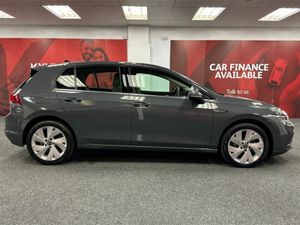 Volkswagen Golf MANUAL 2.0 TDI - STYLE EDITION - U - Image 3